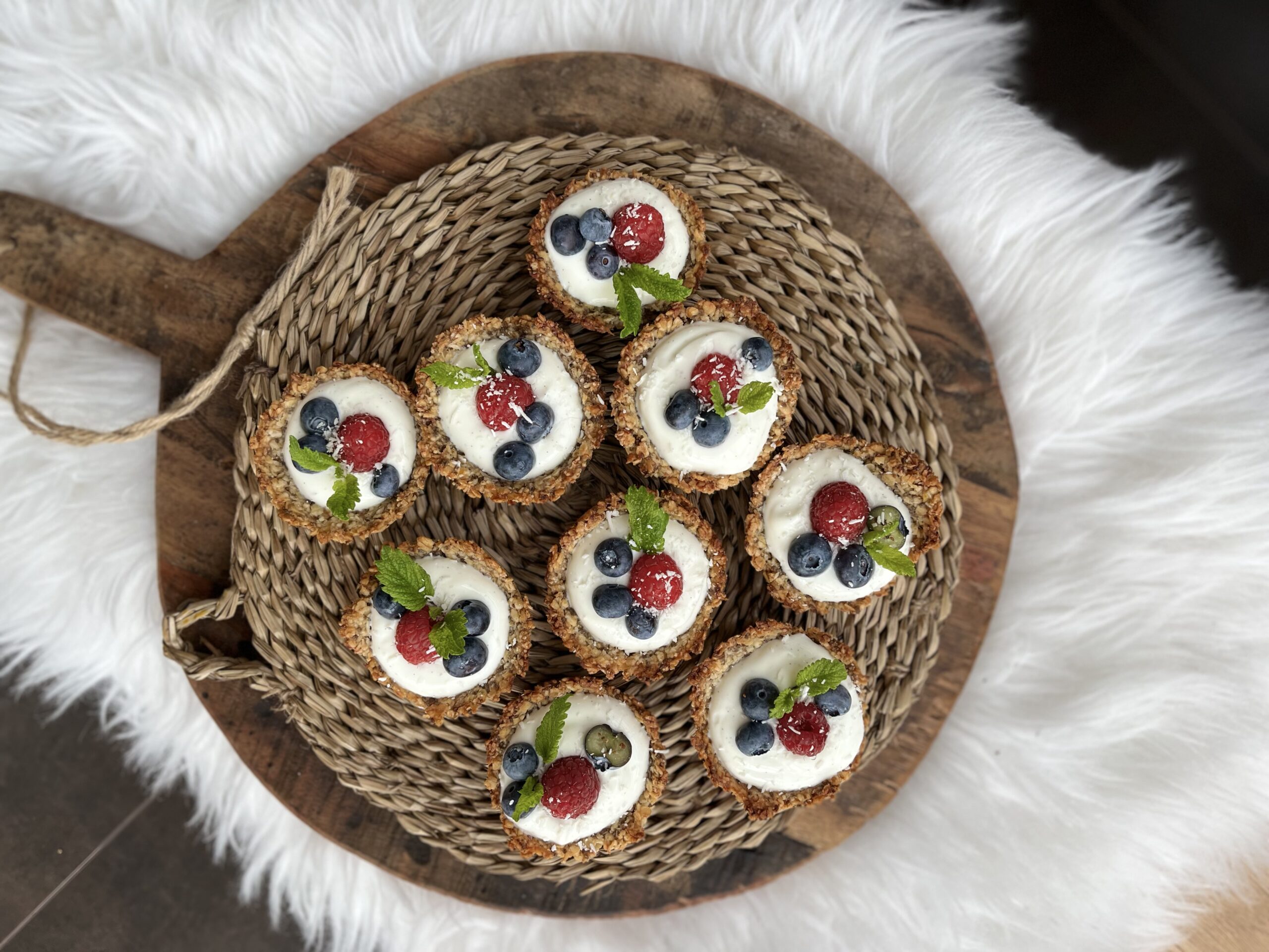 Du betrachtest gerade Joghurt-Granola Cups